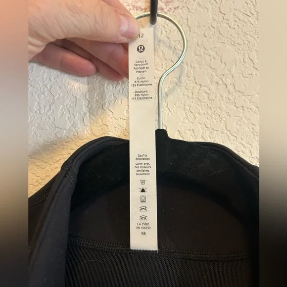 Lululemon Define Black Jacket Size 12 - Picture 5 of 8